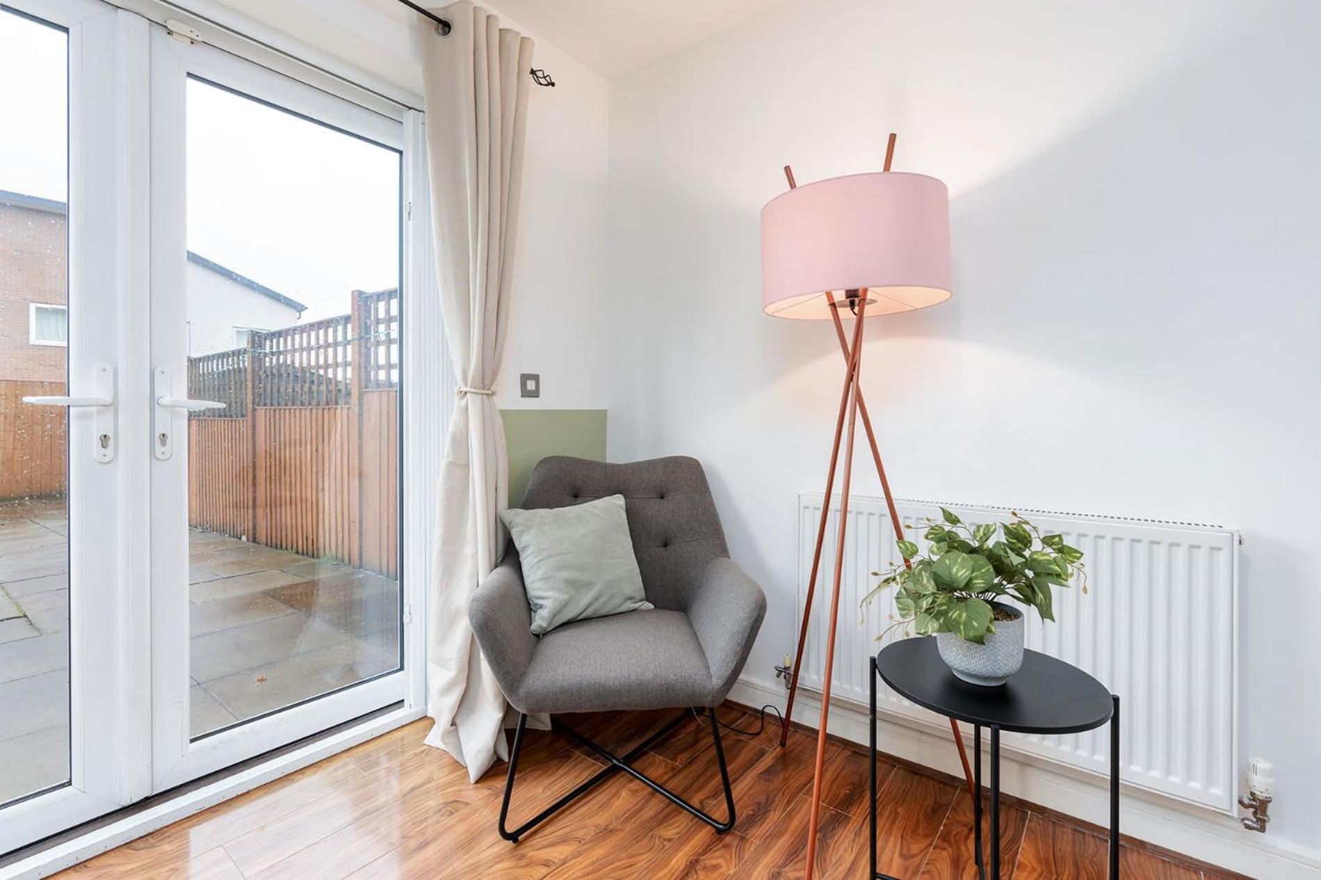 6 Guests - 3 Bedrooms - Free Wi-Fi - مانشستر المظهر الخارجي الصورة